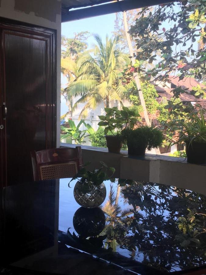 Marari Sibiya Beach Villa Mararikulam Exterior photo